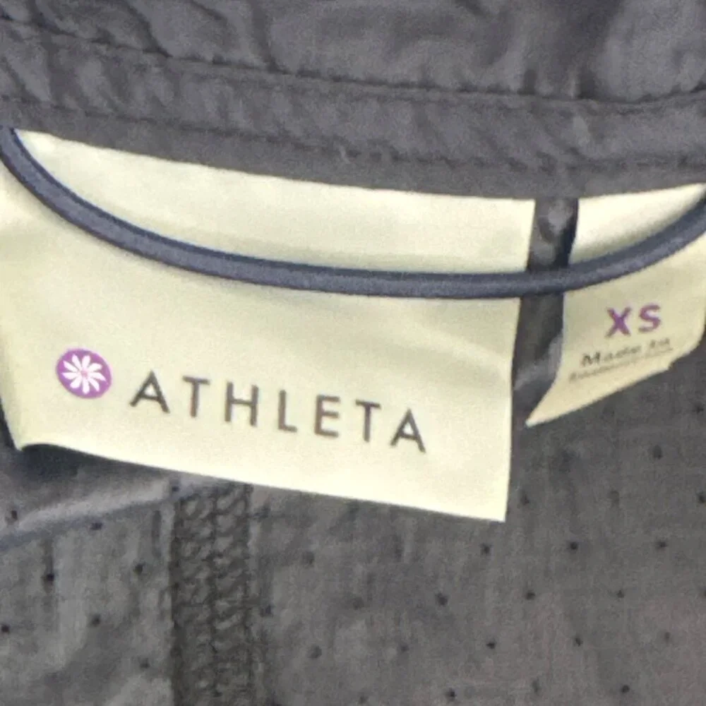 ATHLETA Lightweight Windbreaker Jacket Stowable Hood Navy XS EUC